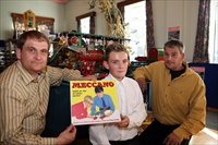 Selwyn Mark and Ian pose for pictures 20th september 08 (18K)